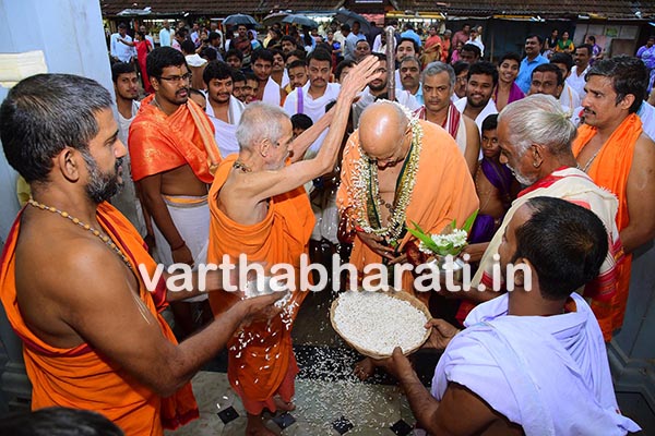 ನಾಸ್ತಿಕವಾದ ವಿರೋಧಿಸುವಾಗ ದ್ವೈತಾದ್ವೈತದಲ್ಲಿ ಭೇದವಿಲ್ಲ: ಪೇಜಾವರ ಶ್ರೀ